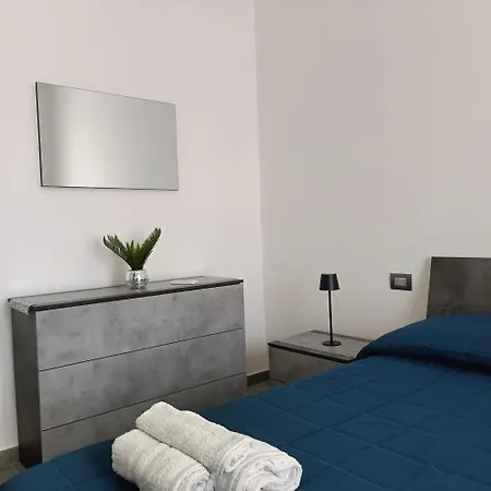 Giuly's Modern House *