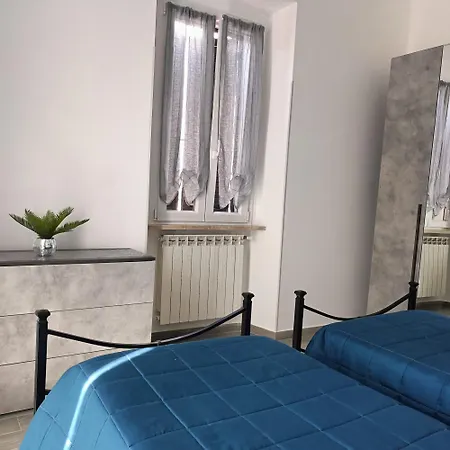 Giuly's Modern House نيتّونو